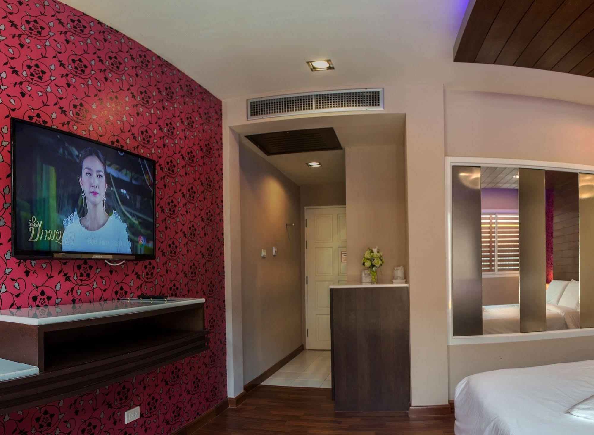 The Ring Hotel Хат'яй Екстер'єр фото