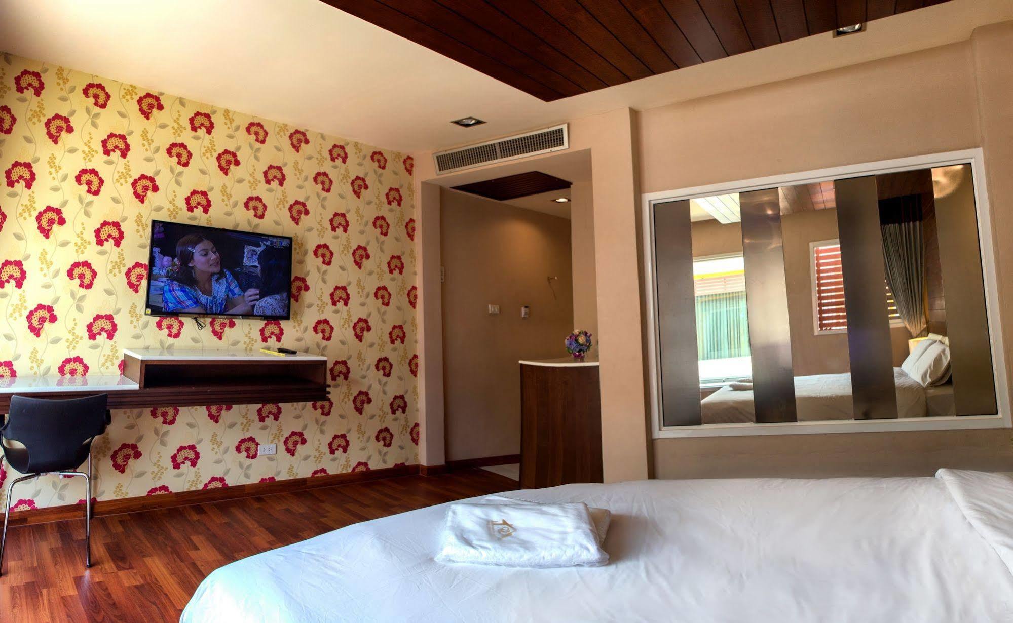 The Ring Hotel Хат'яй Екстер'єр фото