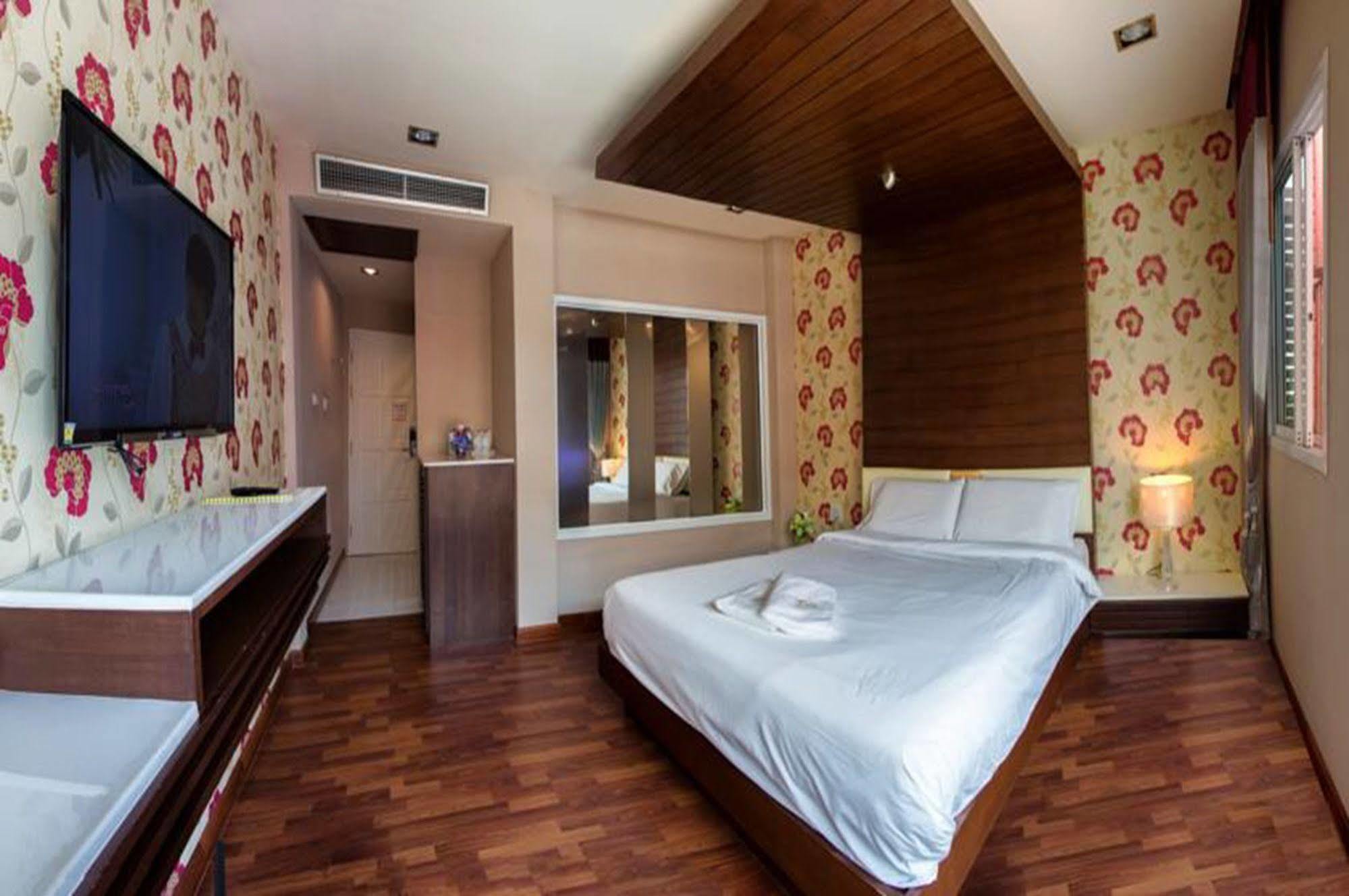The Ring Hotel Хат'яй Екстер'єр фото
